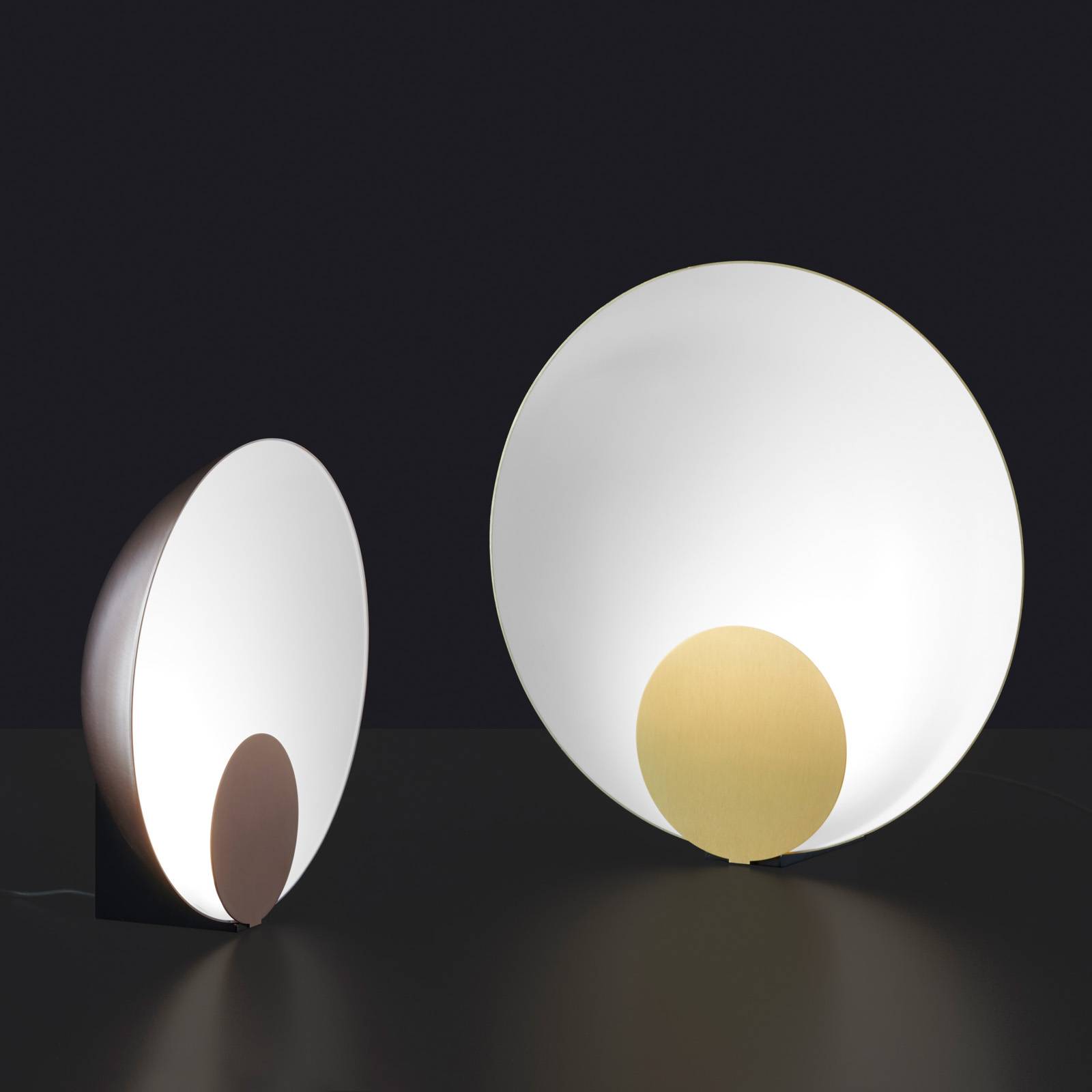 Oluce Siro LED-Tischleuchte dimmbar Ø 34 cm bronze Oluce Siro LED-Tischleuchte dimmbar Ø 34 cm bronze von Oluce