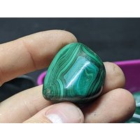Aa Getrommelte Malachite || Wählen Sie Ihre Größe Malachit Kristallstein Aus Dem Kongo Aa Getrommelte Malachite || Wählen Sie Ihre Größe Malachit Kristallstein Aus Dem Kongo von OmEarthCrystals