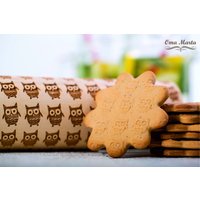Eule Graviert Nudelholz Teigroller Geprägt Embossing Roller Für Plätzchen Ausstecher Muster Geschenk Kinder Eule Graviert Nudelholz Teigroller Geprägt Embossing Roller Für Plätzchen Ausstecher Muster Geschenk Kinder von OmaMarta
