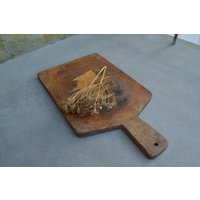 Antikes Rustikales Schneidebrett Mit - Brotbrett Vintage Aus Holz Rustikales Küchendekor von OmaOmaOpaOpa