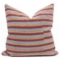 Handgewebter Kissenbezug Sumba, Taubenblau, Rost Handgewebter Kissenbezug Sumba, Taubenblau, Rost von OmahBali