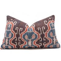 Vintage Indigo Ikat Zierkissenbezug Sumba Handgewebtes Textil, Natürliche Farbstoffe Vintage Indigo Ikat Zierkissenbezug Sumba Handgewebtes Textil, Natürliche Farbstoffe von OmahBali