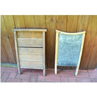 Außergewöhnliches Altes Waschbrett Aus Holz Und 1 in Zink von OmasVintageDE