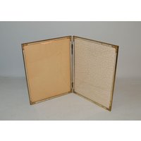 Doppelrahmen Für Fotos, Große Antike Messing Fotorahmen Mit Gewölbtem Glas von OmasVintageDE