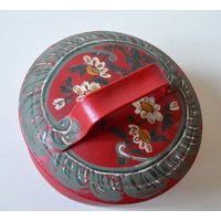 Milchkannendeckel Mit Blumen Bemalt von OmasVintageDE