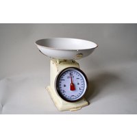 Neue Küchenwaage Auf Shabby Gemacht Neue Küchenwaage Auf Shabby Gemacht von OmasVintageDE