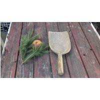 Vintage Holzkelle, Bauernhaus Schaufel, Rustikales Mühlenwerkzeug Vintage Holzkelle, Bauernhaus Schaufel, Rustikales Mühlenwerkzeug von OmnionVintageStudio