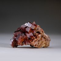 Echte Vanadinit Kristallgruppe Auf Matrix Aus Marokko | 128, 8 Gramm von AstroGalleryOfGems