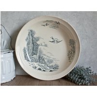 Longchamp Salatschüssel Aus Weißem Eisenton Und Graublauem Dekor Longchamp Salatschüssel Aus Weißem Eisenton Und Graublauem Dekor von OneDayInFrance