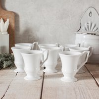 Set Mit 8 Bezaubernden Vintage-Tassen Aus Weißem Porzellan Von Limoges Set Mit 8 Bezaubernden Vintage-Tassen Aus Weißem Porzellan Von Limoges von OneDayInFrance