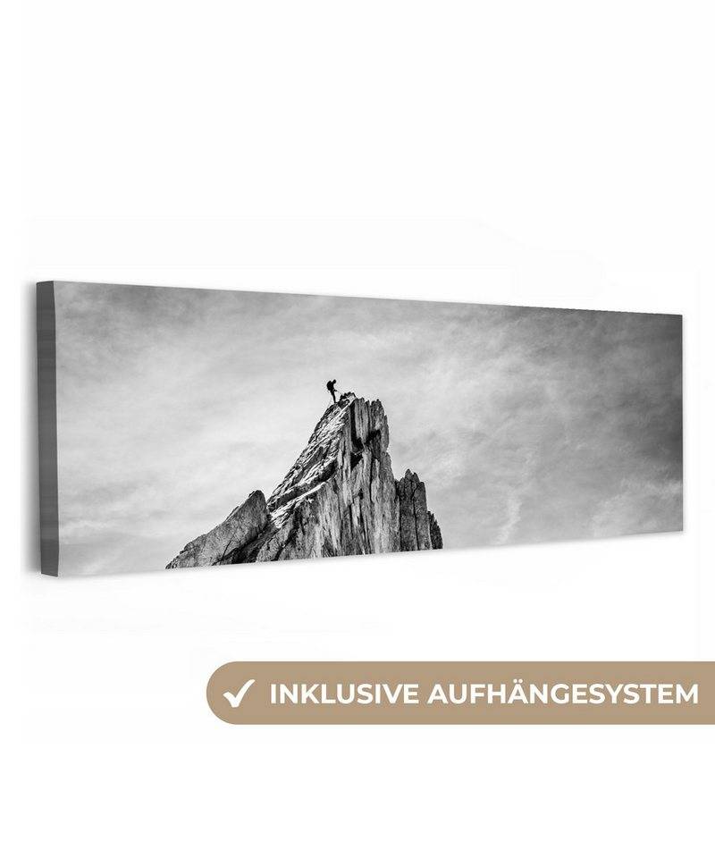 OneMillionCanvasses® Leinwandbild Panorama Berg - Natur - Klettern - Schwarz und weiß, Fotodruck (1 St), Wandbild, Deko Schlafzimmer Wohnzimmer Flur 60x20 cm von OneMillionCanvasses®