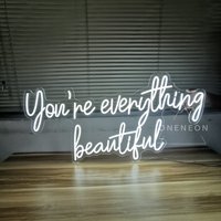 You're Everything Beautiful Neon Schild/Custom Schild/Neon Schild/Handgemacht Wandkunst/Led Home Dekor/Bar Schild/Nachtleuchten von OneNeon