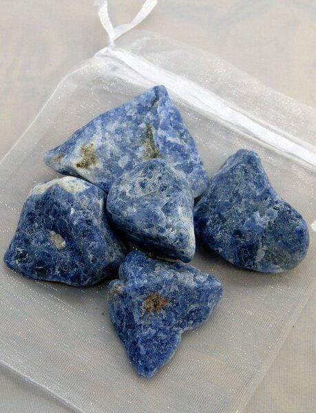 OneWorldMinerals Sodalith Wassersteine im Organzabeutel - quintESSENCE Wassersteine von OneWorldMinerals