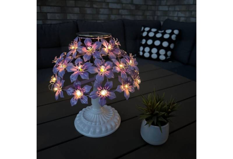Online-Fuchs LED Außen-Tischleuchte - Solar Tischlampe kabellos mit 31 Hibiskusblüten - Outdoor, LED-Lichterkette integriert, warmweiß, Gartendeko für Terrasse oder Balkon von Online-Fuchs