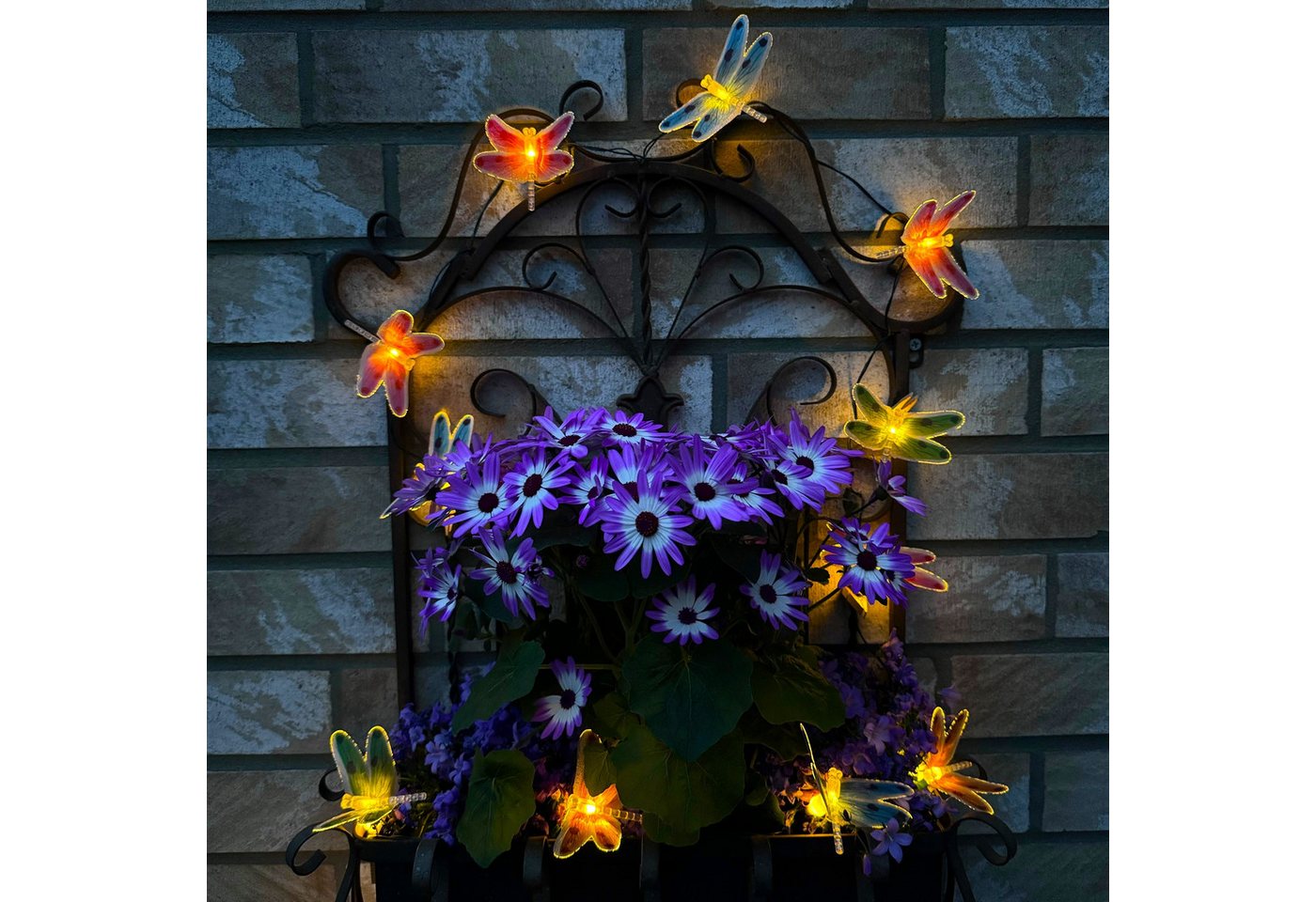 Online-Fuchs LED-Lichterkette Outdoor Solar mit 15 bunten Schmetterlingen oder Libellen für aussen, 15 warmweiße LEDs in Fiberglas-Optik - 480 cm Länge Online-Fuchs LED-Lichterkette Outdoor Solar mit 15 bunten Schmetterlingen oder Libellen für aussen, 15 warmweiße LEDs in Fiberglas-Optik - 480 cm Länge von Online-Fuchs