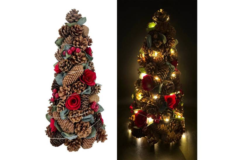 Online-Fuchs Weihnachtsfigur Deko Weihnachtsbaum mit LED-Lichterkette, Tannenzapfen & Rosenblüten (38 cm groß, auch als Herbst- und Winterdeko), inklusive 6-Stunden Timerfunktion von Online-Fuchs