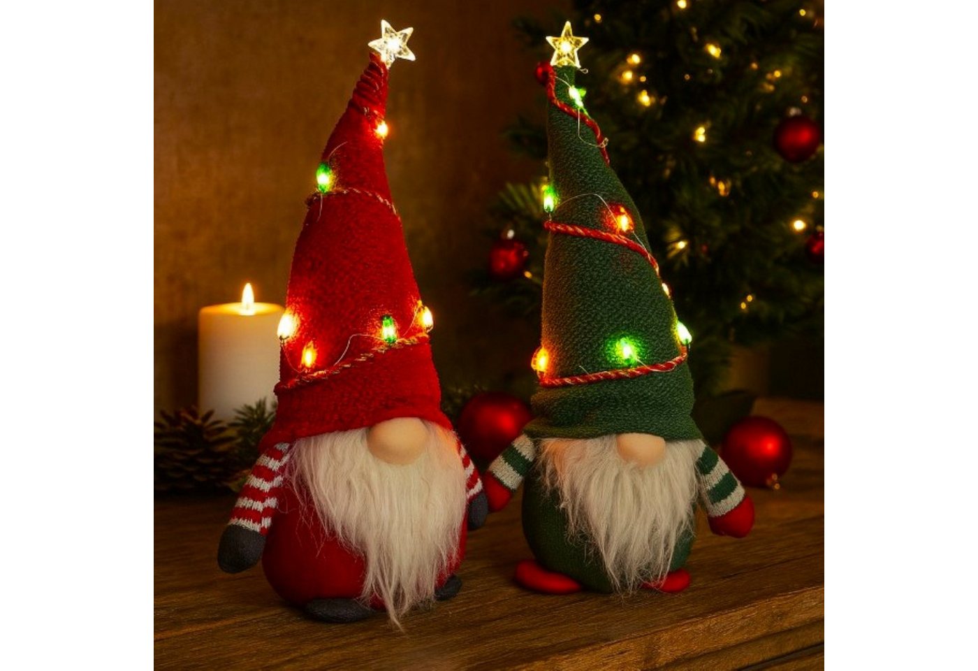 Online-Fuchs Wichtel 2er Set mit großer Zipfelmütze und LED-Lichterkette - Weihnachtsdeko (farbige LED-Glühbirnen, 40 cm groß), inklusive 6-Stunden Timerfunktion von Online-Fuchs
