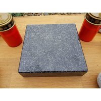 Granitsockel Anthrazit - Schwarz Glänzend, Blumen Sockel, Vase 2 Jahre Garantie, Für Vase; Sockel Ohne Bohrung, Glatt Granitsockel Anthrazit - Schwarz Glänzend, Blumen Sockel, Vase 2 Jahre Garantie, Für Vase; Sockel Ohne Bohrung, Glatt von Onlinehandel61