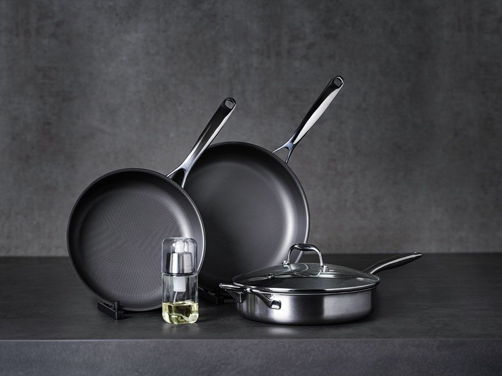 Onyx Cookware Das Essentielle Zero Set – 3-teilig Onyx Cookware Das Essentielle Zero Set – 3-teilig von Onyx Cookware