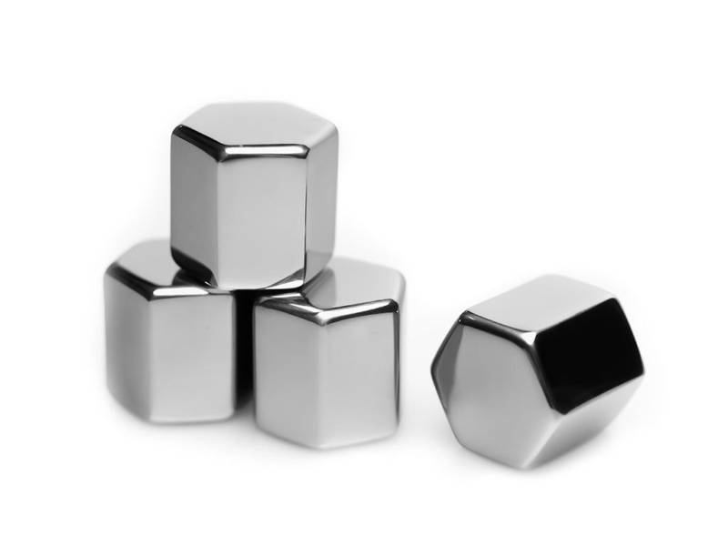 Onyx Cookware Wiederverwendbaren Edelstahl-eiswürfel - 4-stück von Onyx Cookware