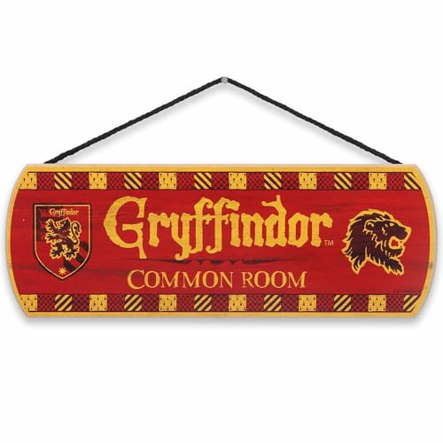 Open Road Brands Harry Potter Gryffindor Common Room Hängende Holz-Wanddekoration – lustiges Gryffindor-Schild für Teenager-Schlafzimmer oder Filmzimmer von Open Road Brands