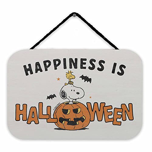 Open Road Brands Peanuts Snoopy Happiness is Halloween Hängende Holz-Wanddekoration – lustiges Snoopy-Halloween-Schild für Heimdekoration von Open Road Brands