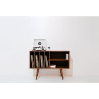 Schallplattenaufbewahrung, Mid Century Modern Sideboard, Medienkonsole, Schallplattenkabine, Möbel, Sandinavian Design, Retro Schallplattenaufbewahrung, Mid Century Modern Sideboard, Medienkonsole, Schallplattenkabine, Möbel, Sandinavian Design, Retro von OportoNordico