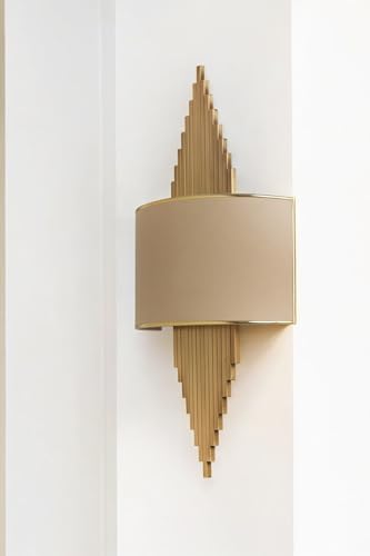 Elegant Wall Lamp with Metal Body & Fabric Cap, Gold & Beige, 65 cm Height | 1 x 3.15W LED, Battery Operated, IP20 | Stylish Lighting for Home Decor Elegant Wall Lamp with Metal Body & Fabric Cap, Gold & Beige, 65 cm Height | 1 x 3.15W LED, Battery Operated, IP20 | Stylish Lighting for Home Decor von Opviq