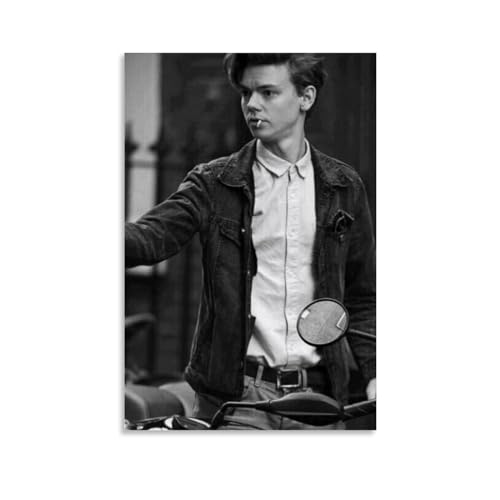 OqcEha Thomas Brodie-Sangster Weißes Vintage-Poster, Schauspieler, Leinwandkunst und Wandkunst, Bilddruck, moderne Familienschlafzimmer-Dekoration, 30 x 45 cm OqcEha Thomas Brodie-Sangster Weißes Vintage-Poster, Schauspieler, Leinwandkunst und Wandkunst, Bilddruck, moderne Familienschlafzimmer-Dekoration, 30 x 45 cm von OqcEha