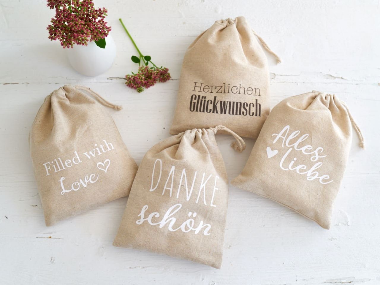 Organzabeutel24 Geschenkbox 3 Geschenkbeutel, Leinensäckchen mit Gruß - 21x17 cm - Text nach Wahl, lebensmittelgeeignet Organzabeutel24 Geschenkbox 3 Geschenkbeutel, Leinensäckchen mit Gruß - 21x17 cm - Text nach Wahl, lebensmittelgeeignet von Organzabeutel24