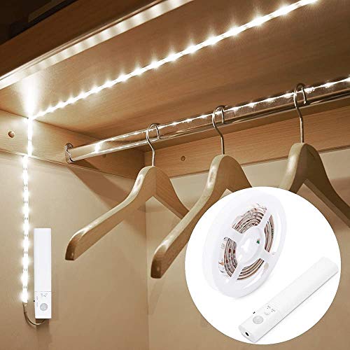 LED Band mit Bewegungsmelder, OriFiil 1m LED Streifen Batterie Schrankbeleuchtung Nachtlicht, Stick an überall für Küche, Schrank, Treppen, Flur, Bett, Kaltweiß 6000K von OriFiil