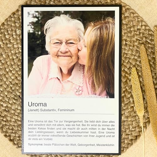 Oriamo Uroma Definition mit eigenem Foto | Weihnachtsgeschenkideen | Holzbild | personalisierbar | Geburtstagsgeschenk | Familien Geschenk, persönliches Geschenk, aus Holz, Fotogeschenke, Holzschild von Oriamo