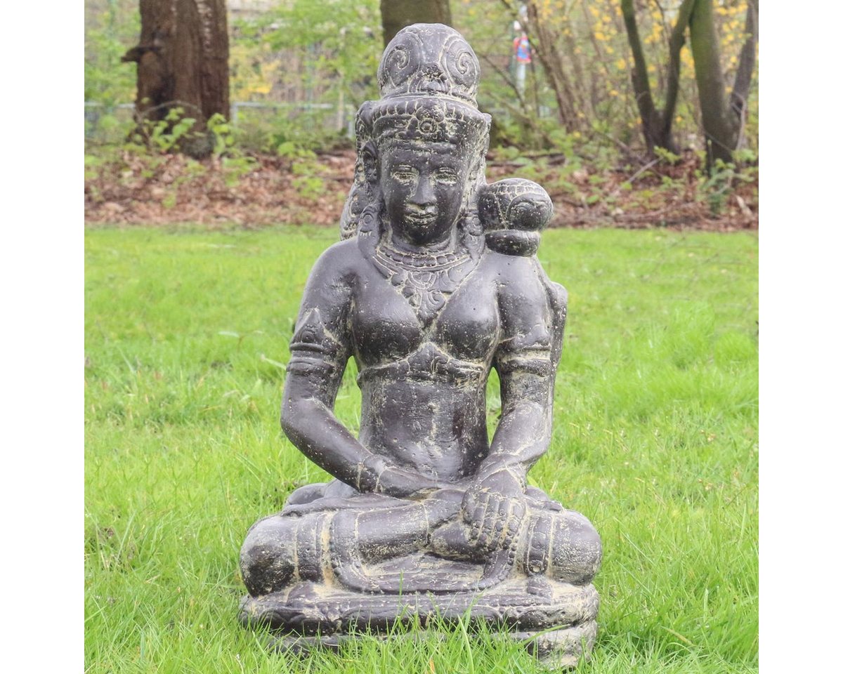 Oriental Galerie Dekofigur Sitzende Devi Gartenfigur aus Lavasand 45 cm (1 St) von Oriental Galerie