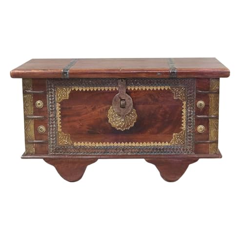 Oriental Galerie Holztruhe mit goldenen Messingbeschlägen Schatztruhe Truhe Kiste Box Holz Indien Massiv Rolltruhe Braun Gold 80 cm von Oriental Galerie