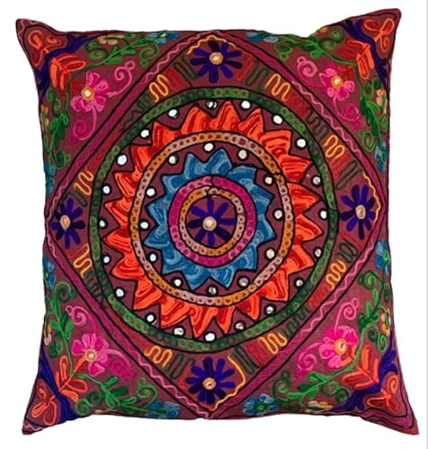 Handgefertigte 60 x 60 cm dekorative Kaschmiri Suzani Mandala Kissenbezüge Baumwolle Pailletten Spiegel bestickt Boho Home Decor, indisches Yoga Takiya, Outdoor | Indoor 61 x 61 cm Fall vegan von Original Kikan