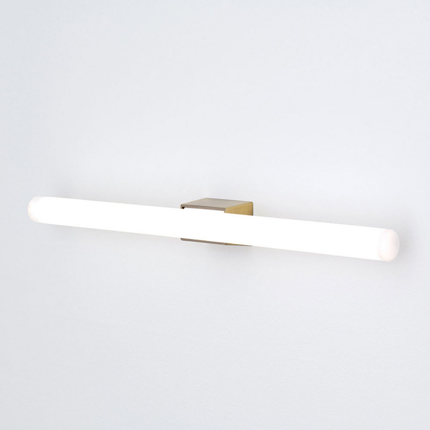 Orion Led Spiegelleuchte Visagist Lampe Spiegellampe Leuchte E27 Weiß Altmessing B-Ware Orion Led Spiegelleuchte Visagist Lampe Spiegellampe Leuchte E27 Weiß Altmessing B-Ware von Orion