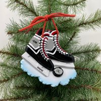 Schlittschuhe Ornament Hockey Personalisiert Weihnachten Perfektes Geschenk Für Kinder Benutzerdefinierte Familie Ornamente von OrnamentHeaven