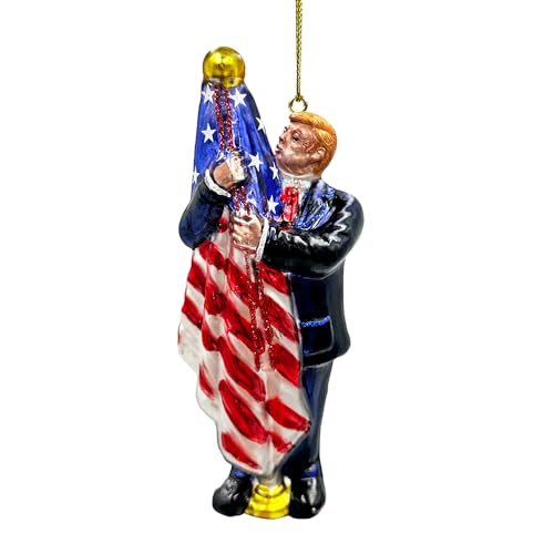 Donald Trump Kissing The American Flag Glas-Weihnachtsdekoration, Präsident der Vereinigten Staaten Donald Trump Kissing The American Flag Glas-Weihnachtsdekoration, Präsident der Vereinigten Staaten von OrnamentallyYou