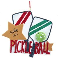 Pickle Ball Mit Roten Und Grünen Paddeln - Pickleball Hand Personalisierte Weihnachtsverzierung von Ornaments247