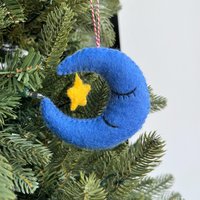 Mond Und Stern Ornament - Filz Wolle Fair Trade Weihnachtsdekoration Handmade in Nepal von Ornaments4Orphans