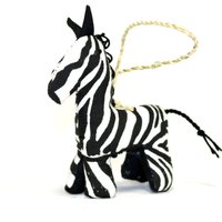 Plüsch Zebra Weihnachtsschmuck, Handgemachter Fair Trade in Uganda, Ost Afrika Plüsch Zebra Weihnachtsschmuck, Handgemachter Fair Trade in Uganda, Ost Afrika von Ornaments4Orphans