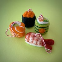 Sushi Ornament Set - Filz Wolle Fair Trade Weihnachten Handarbeit Nepal von Ornaments4Orphans