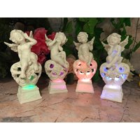 Set Von Vier Schutzengel Figur Led Engelchen Ruht Auf Herz Skulptur Geschenk von OsirisCraftworks