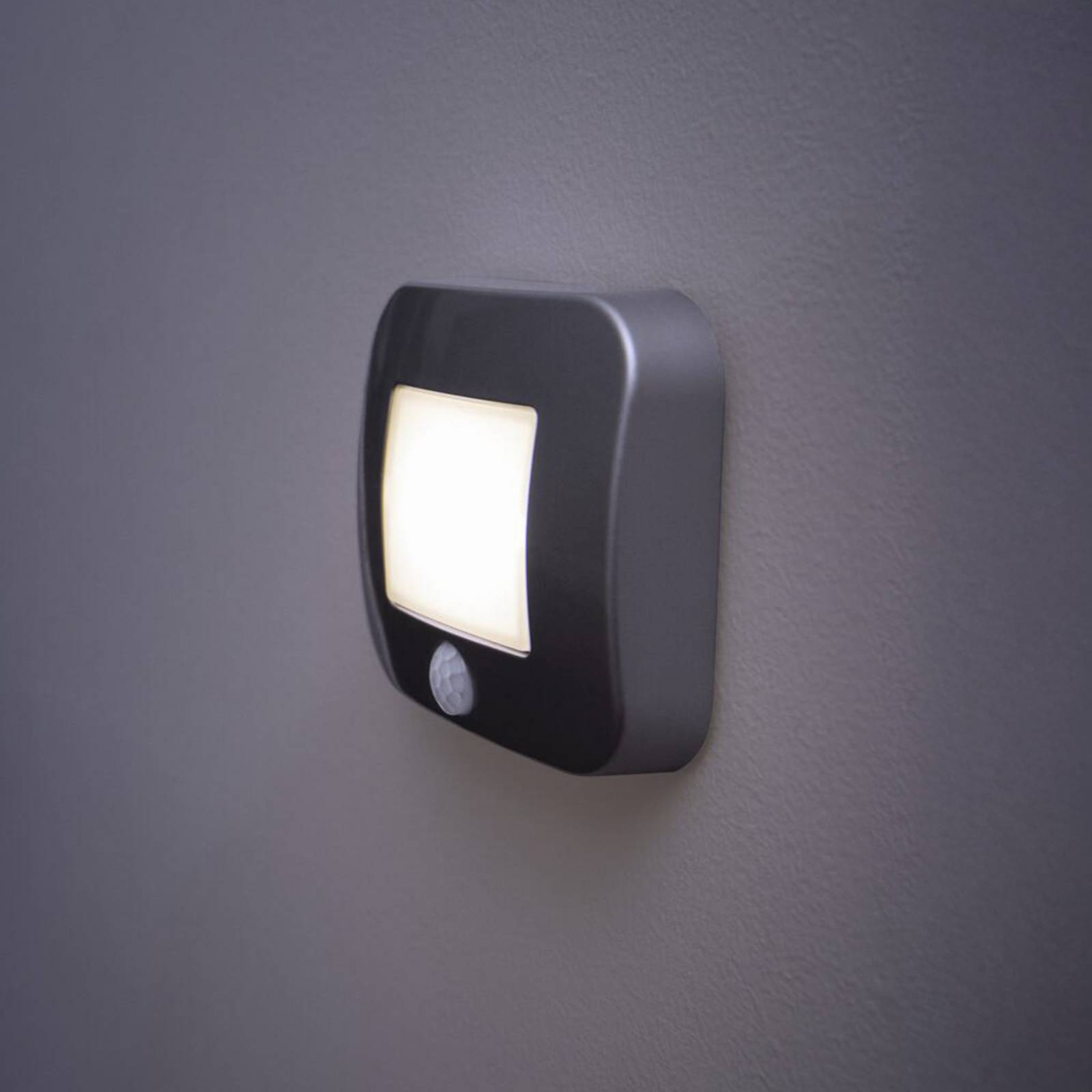 OSRAM LED-Nachtlicht NIGHTLUX HALL weiß Sensor Batterie IP54 OSRAM LED-Nachtlicht NIGHTLUX HALL weiß Sensor Batterie IP54 von Osram