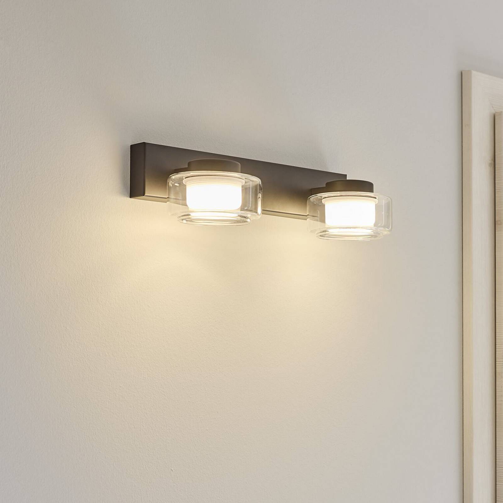 OSRAM LED-Wandleuchte ORBIS FLAME, schwarz, 2-flg., CCT IP44 OSRAM LED-Wandleuchte ORBIS FLAME, schwarz, 2-flg., CCT IP44 von Osram