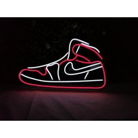 Benutzerdefinierte Mode Schuhe Neon Schild, Personalisierte Led Licht Zeichen, Personalisiertes Geschenk, Kinder Valentinstag Geschenke Für Sie, Ihn von Ossyneon