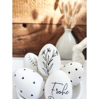 Osterei Mit Blumen Ostergeschenk Dekoration Schwarz - Weiß Osterei Mit Blumen Ostergeschenk Dekoration Schwarz - Weiß von OstisZauberwelt