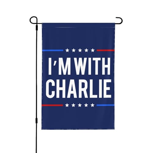 I'M With Charlie-Flagge, Memorial Kirk Justice For Charlie, 12 x 18 Gartenbanner, doppelseitige Flagge für Hof und Rasen, keine Fahnenstange I'M With Charlie-Flagge, Memorial Kirk Justice For Charlie, 12 x 18 Gartenbanner, doppelseitige Flagge für Hof und Rasen, keine Fahnenstange von Oudrspo