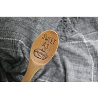 Süß Wie Die Torte Holzlöffel von OurCupOfCoffey