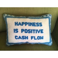 Individuell Angefertigtes Dekokissen Mit Humorvollem Spruch „Glück Ist Positiver Cash Flow" von OurHomeOurCastle